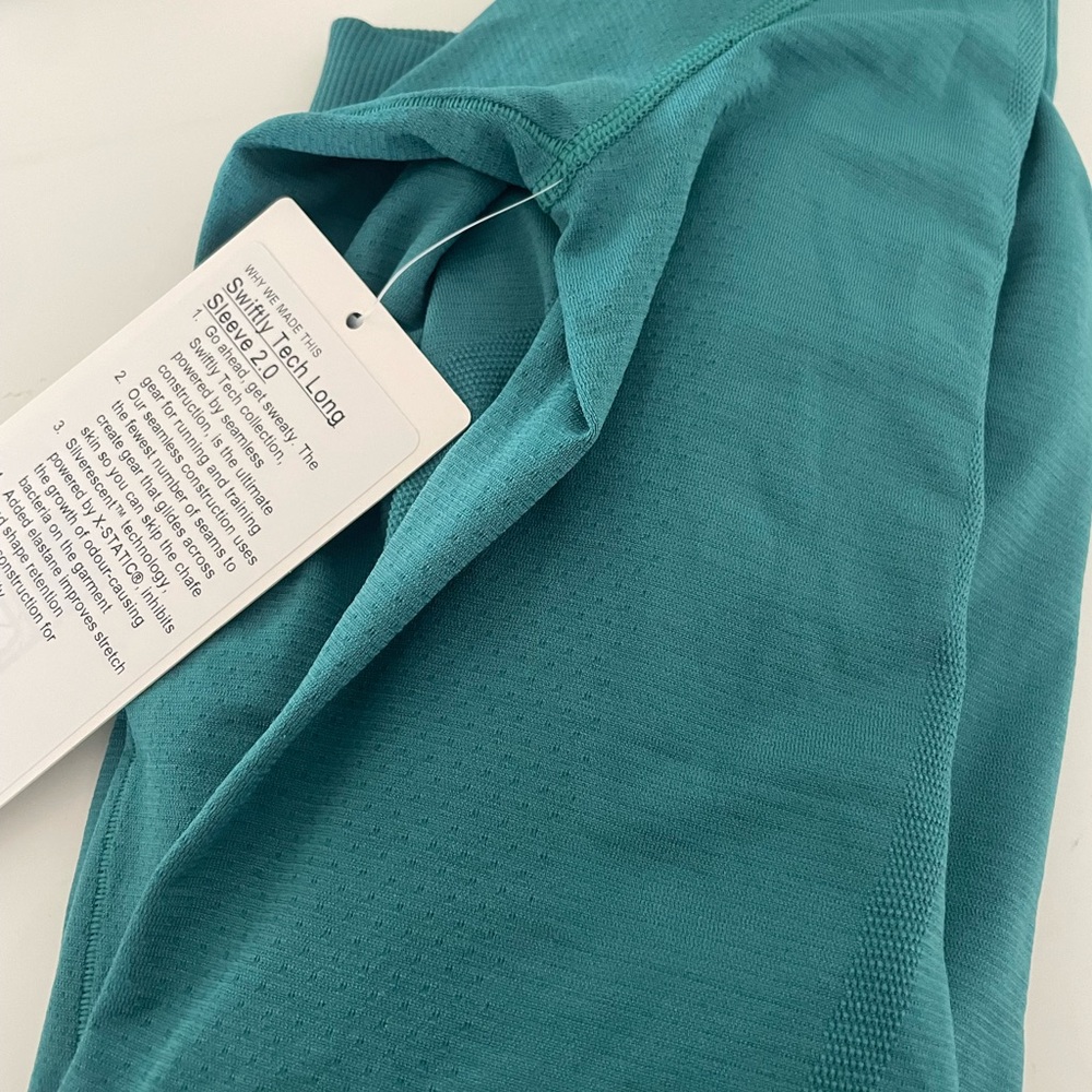 Lululemon Teal Long Sleeve Top